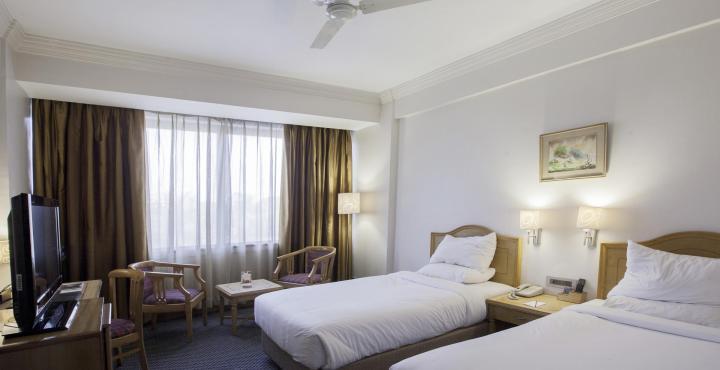 Hotel Gemini Continental, Hazratganj à Lucknow Extérieur photo